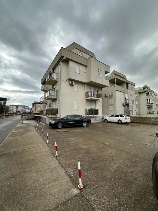 Selena Apartment Podgorica Eksteriør billede